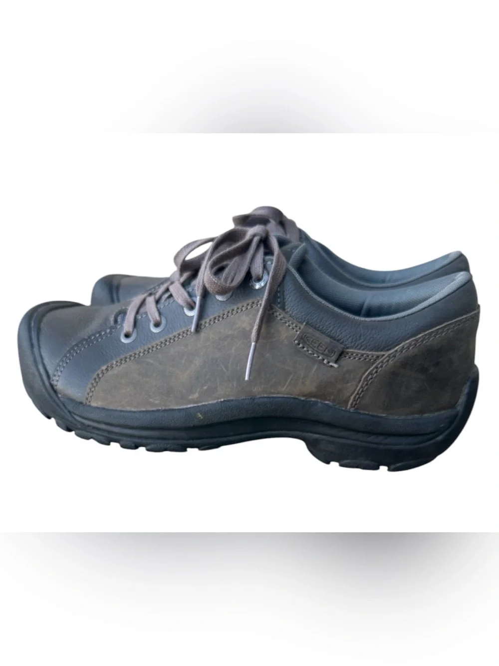 N/A keen oxfords